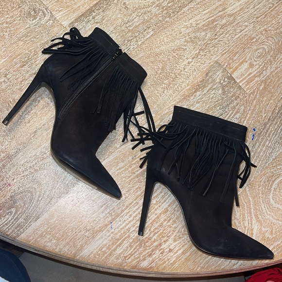 ALDO Black Suede Leather Fringe Ankle Boot Size 8 - Picture 4 of 4